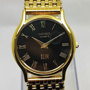Vintage Style Seiko Quartz Mens Gold Watch & Black accents W/ Metal Strap